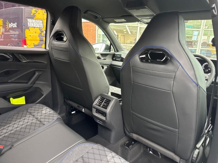  VOLKSWAGEN TIGUAN 1.5 TSI eHybrid R-Line 5dr DSG 5844703