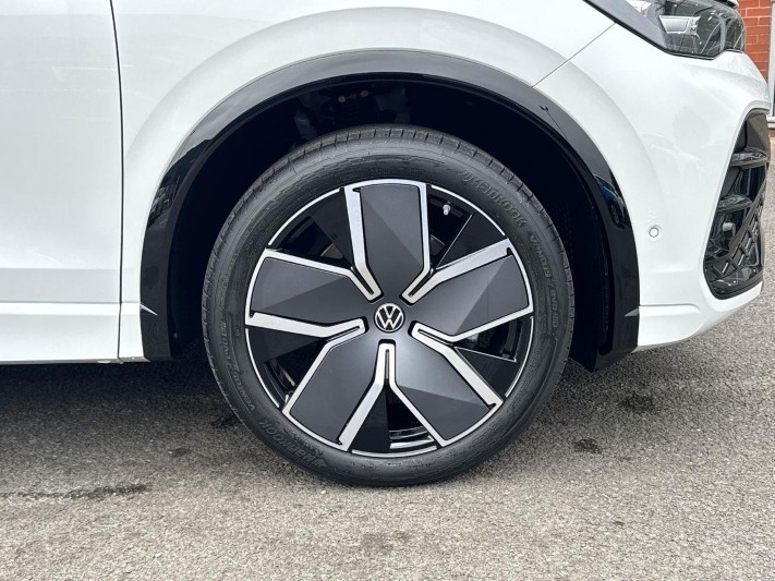  VOLKSWAGEN TIGUAN 1.5 TSI eHybrid R-Line 5dr DSG 5844647