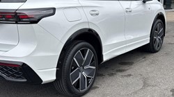 VOLKSWAGEN TIGUAN 1.5 TSI eHybrid R-Line 5dr DSG 5844683