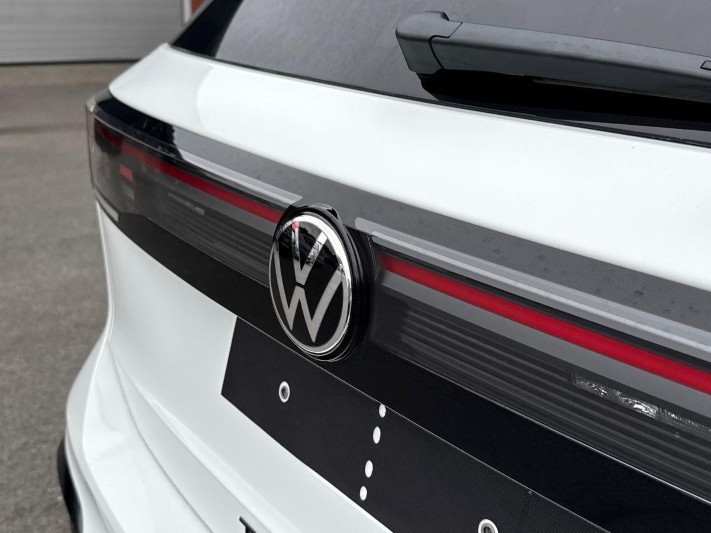 VOLKSWAGEN TIGUAN 1.5 TSI eHybrid R-Line 5dr DSG 5844689