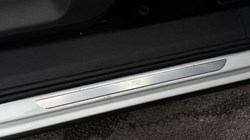 VOLKSWAGEN TIGUAN 1.5 TSI eHybrid R-Line 5dr DSG 5844712