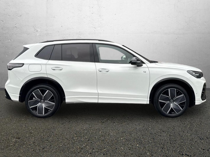  VOLKSWAGEN TIGUAN 1.5 TSI eHybrid R-Line 5dr DSG 5844646