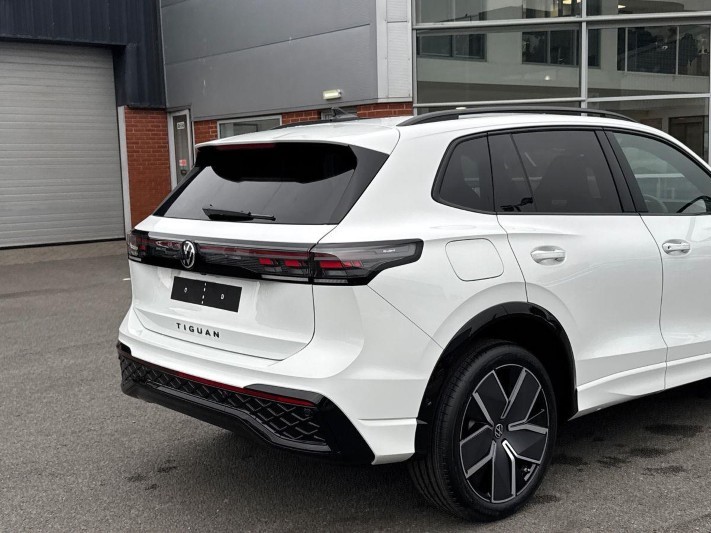  VOLKSWAGEN TIGUAN 1.5 TSI eHybrid R-Line 5dr DSG 5844688