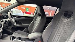 VOLKSWAGEN TIGUAN 1.5 TSI eHybrid R-Line 5dr DSG 5844678