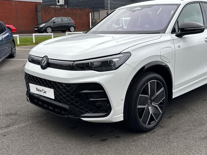  VOLKSWAGEN TIGUAN 1.5 TSI eHybrid R-Line 5dr DSG 5844686
