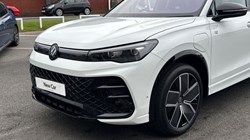 VOLKSWAGEN TIGUAN 1.5 TSI eHybrid R-Line 5dr DSG 5844686