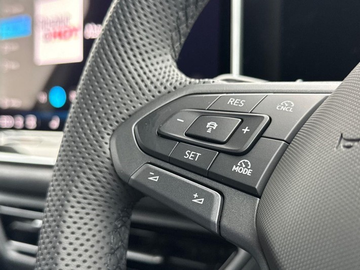  VOLKSWAGEN TIGUAN 1.5 TSI eHybrid R-Line 5dr DSG 5844663