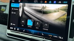 VOLKSWAGEN TIGUAN 1.5 TSI eHybrid R-Line 5dr DSG 5844672