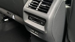 VOLKSWAGEN TIGUAN 1.5 TSI eHybrid R-Line 5dr DSG 5844704