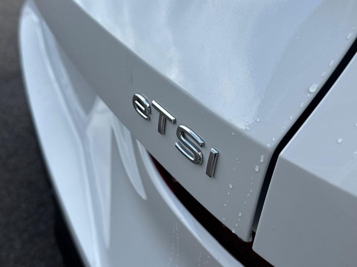  VOLKSWAGEN T-ROC 1.5 eTSI 150 R-Line 5dr DSG 5823507