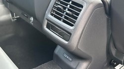 VOLKSWAGEN T-ROC 1.5 eTSI 150 R-Line 5dr DSG 5823553