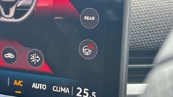 VOLKSWAGEN T-ROC 1.5 eTSI 150 R-Line 5dr DSG 5823558