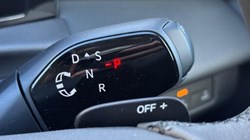 VOLKSWAGEN T-ROC 1.5 eTSI 150 R-Line 5dr DSG 5948882