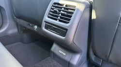VOLKSWAGEN T-ROC 1.5 eTSI 150 R-Line 5dr DSG 5948908