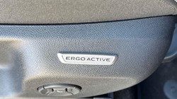VOLKSWAGEN T-ROC 1.5 eTSI 150 R-Line 5dr DSG 5948913