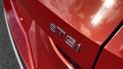VOLKSWAGEN T-ROC 1.5 eTSI 150 R-Line 5dr DSG 5948898