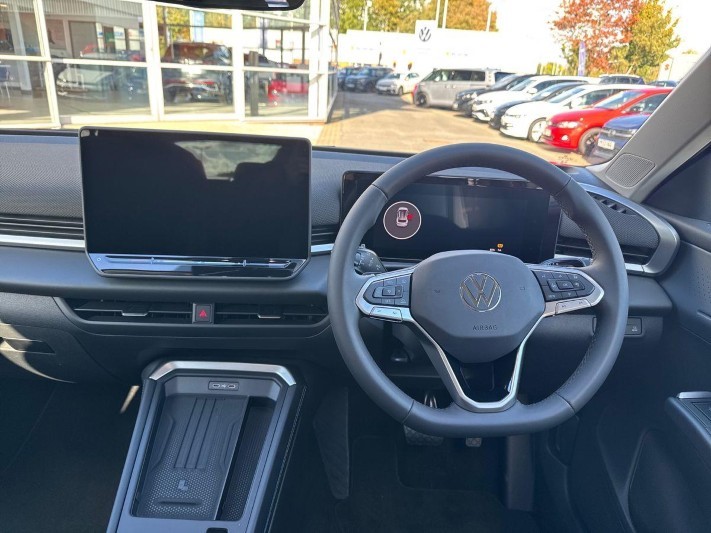 VOLKSWAGEN T-ROC 1.5 eTSI 150 R-Line 5dr DSG 5948873