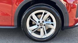 VOLKSWAGEN T-ROC 1.5 eTSI 150 R-Line 5dr DSG 5948854