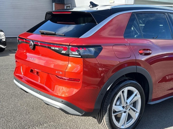  VOLKSWAGEN T-ROC 1.5 eTSI 150 R-Line 5dr DSG 5948895