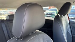 VOLKSWAGEN T-ROC 1.5 eTSI 150 R-Line 5dr DSG 5948868