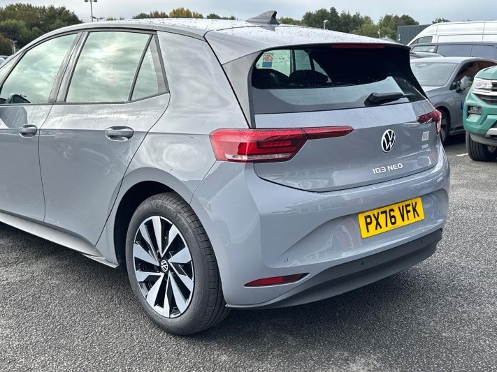 VOLKSWAGEN ID.3 NEO 125kW Life 50kWh 5dr Auto 5963951