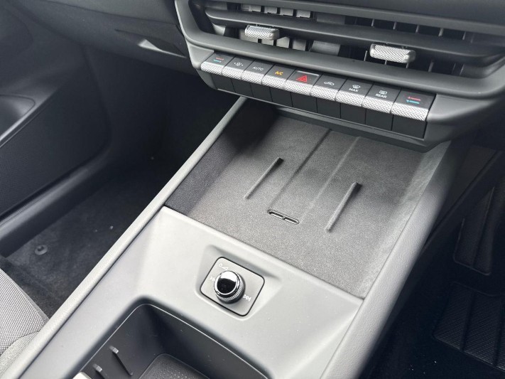 VOLKSWAGEN ID.3 NEO 125kW Life 50kWh 5dr Auto 5963972