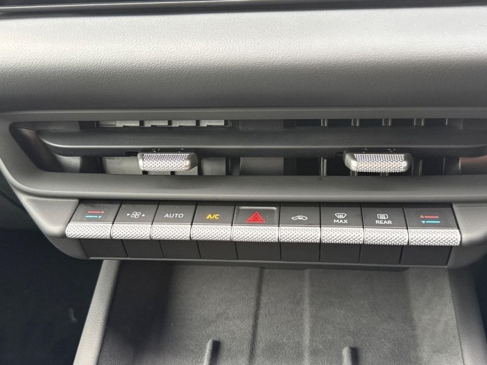 VOLKSWAGEN ID.3 NEO 125kW Life 50kWh 5dr Auto 5963971