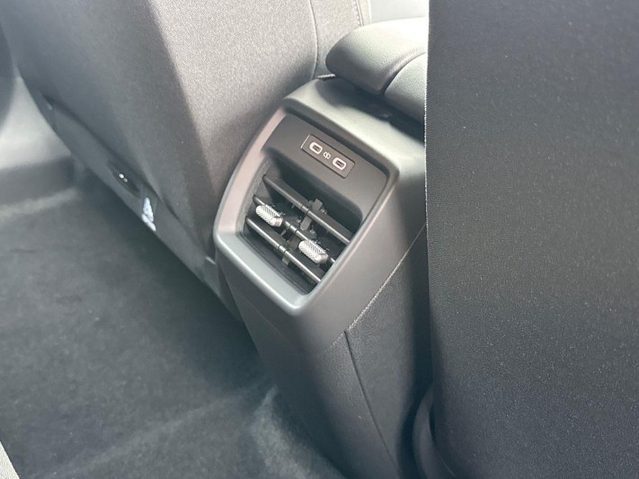 VOLKSWAGEN ID.3 NEO 125kW Life 50kWh 5dr Auto 5963976