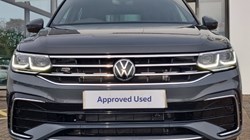 2023 (23) VOLKSWAGEN TIGUAN 1.4 TSI eHybrid R-Line 5dr DSG 3397567