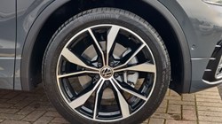 2023 (23) VOLKSWAGEN TIGUAN 1.4 TSI eHybrid R-Line 5dr DSG 3397568