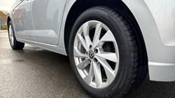 2023 (73) VOLKSWAGEN POLO 1.0 TSI Style 5dr 3629208