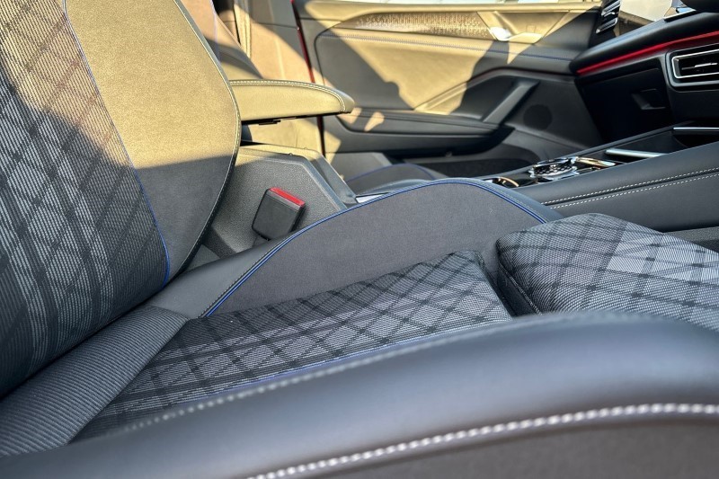 2024 (24) VOLKSWAGEN TIGUAN 1.5 eTSI 150 R-Line Launch Edition 5dr DSG 3624100