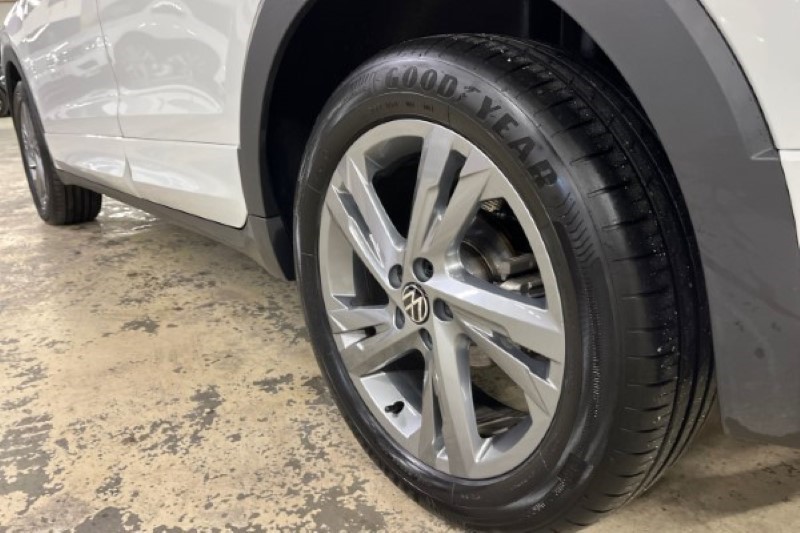 2024 (24) VOLKSWAGEN T-CROSS 1.5 TSI R-Line 5dr DSG 3714546