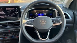 2024 (24) VOLKSWAGEN T-ROC 1.0 TSI 115 Match 5dr 3624401