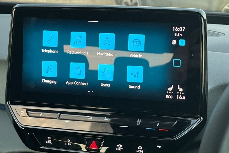 2024 (24) VOLKSWAGEN ID.3 150kW Match Pro 58kWh 5dr Auto 3683969