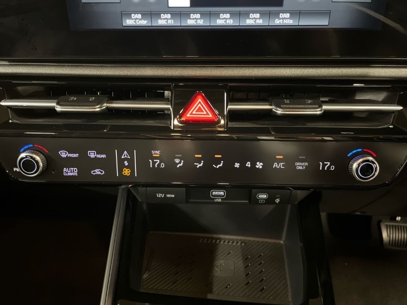 2022 (72) KIA NIRO 150kW 3 64kWh 5dr Auto 3416292