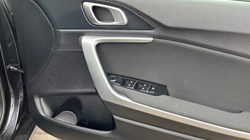 2018 (68) KIA CEED 1.0T GDi ISG 2 5dr 3415097