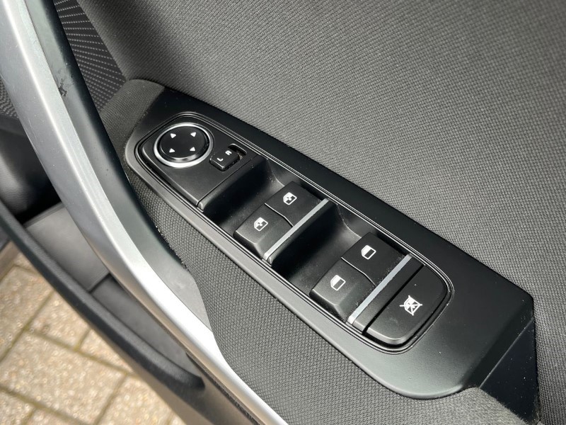 2018 (68) KIA CEED 1.0T GDi ISG 2 5dr 3415099