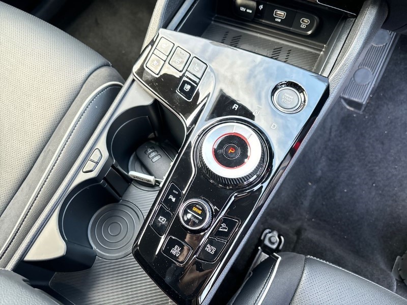 2023 (23) KIA SPORTAGE 1.6T GDi PHEV GT-Line S 5dr Auto AWD 3410074