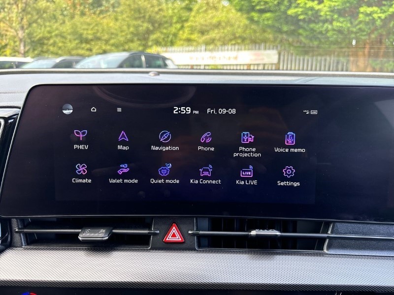 2023 (23) KIA SPORTAGE 1.6T GDi PHEV GT-Line S 5dr Auto AWD 3410070