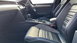 2021 (21) VOLKSWAGEN PASSAT 2.0 TDI EVO SCR R-Line 5dr DSG 3422568
