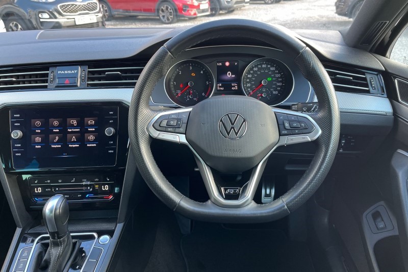 2021 (21) VOLKSWAGEN PASSAT 2.0 TDI EVO SCR R-Line 5dr DSG 3422582