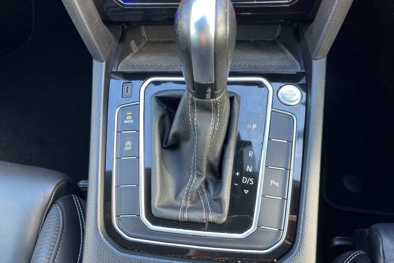 2021 (21) VOLKSWAGEN PASSAT 2.0 TDI EVO SCR R-Line 5dr DSG 3422595