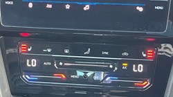 2021 (21) VOLKSWAGEN PASSAT 2.0 TDI EVO SCR R-Line 5dr DSG 3422593