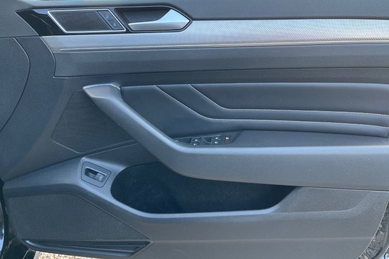 2021 (21) VOLKSWAGEN PASSAT 2.0 TDI EVO SCR R-Line 5dr DSG 3422576