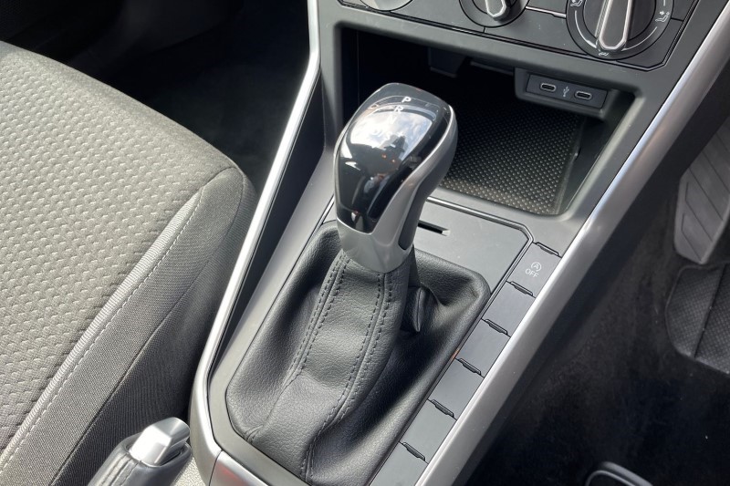 2022 (22) VOLKSWAGEN POLO 1.0 TSI Life 5dr DSG 3394310