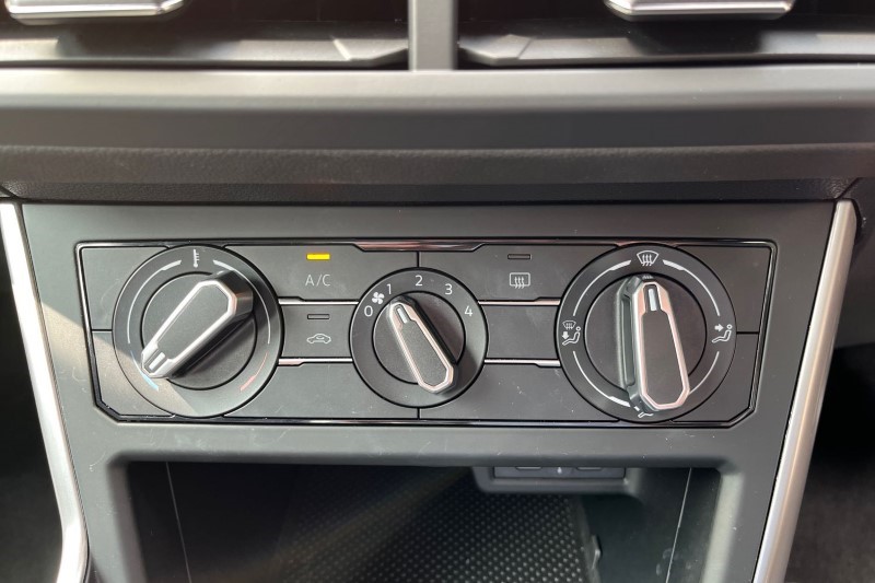 2022 (22) VOLKSWAGEN POLO 1.0 TSI Life 5dr DSG 3394308