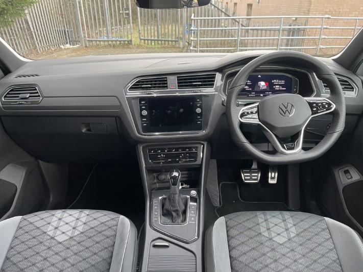 2021 (71) VOLKSWAGEN TIGUAN 1.4 TSI eHybrid R-Line 5dr DSG 3397280