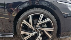 2023 (23) VOLKSWAGEN GOLF 1.5 eTSI 150 R-Line 5dr DSG 3463128