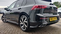 2023 (23) VOLKSWAGEN GOLF 1.5 eTSI 150 R-Line 5dr DSG 3463138